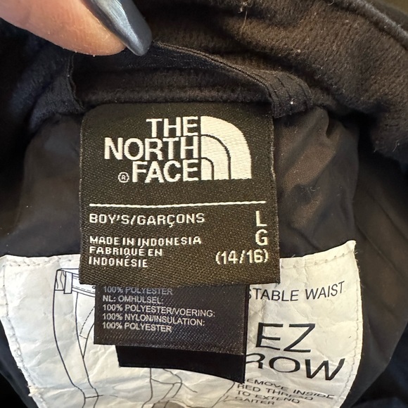 The North Face Boy’s Snow Pants - Picture 6 of 6